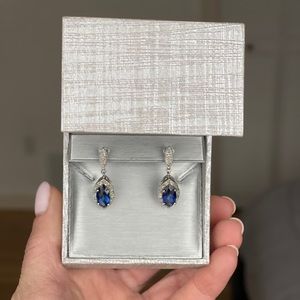 Women’s Earrings, real silver 925, with blue sapphire gemstone